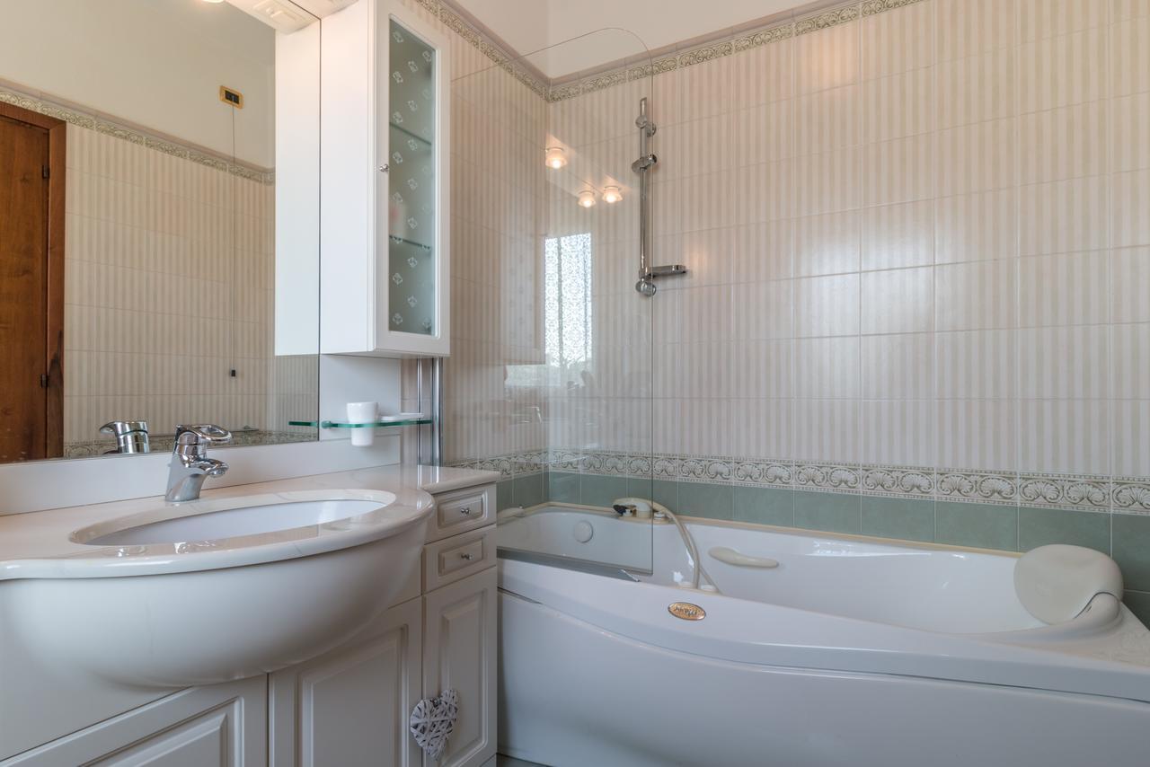 Vila Casa Bibi Cartiera Reali Exteriér fotografie